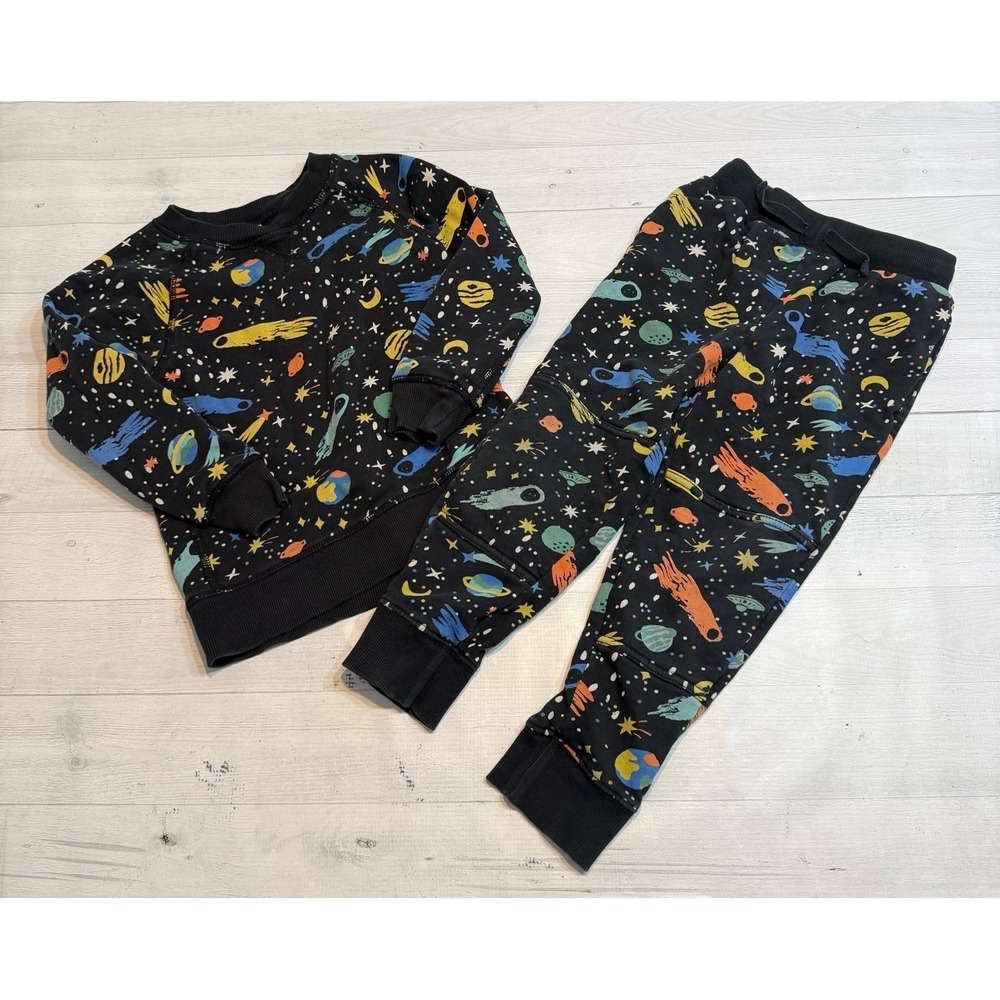Hanna Andersson French‎ terry sweatshirt and joggers solar system space 110/5